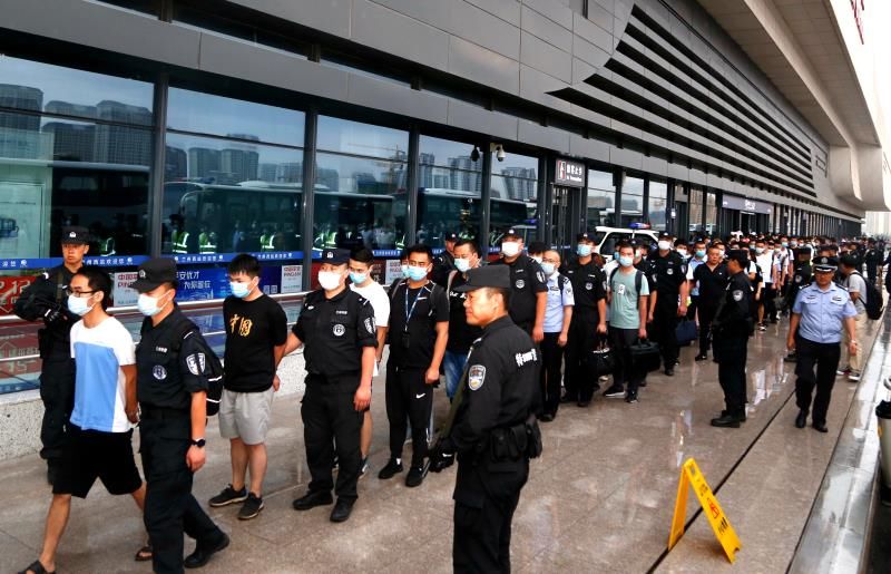 犯罪|兰州警方破获一特大电信网络诈骗案,抓获犯罪嫌疑人137人