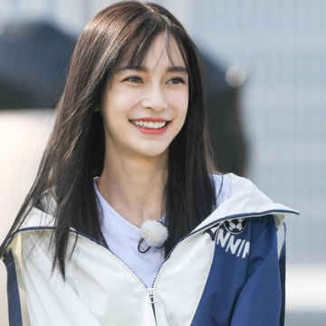 录制|奔跑8还没有录制,baby便官宣芒果新综艺,嘉宾不输跑男家族