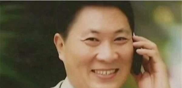 坚信|他假扮军人行骗15年，骗“贿赂金”380万，被抓时坚信自己是少将