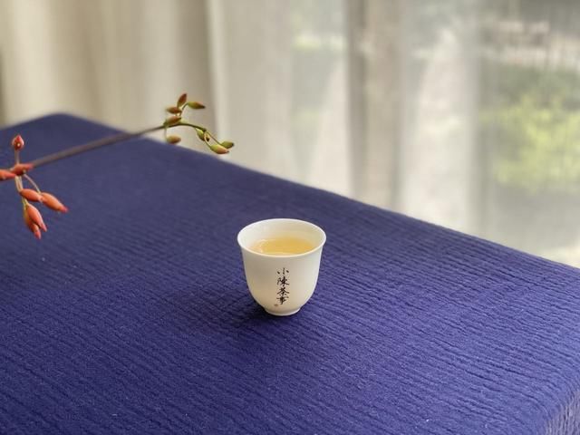  隔夜茶|再喜欢喝茶，这四种茶也轻易不要喝，可不止隔夜茶，浓茶哦