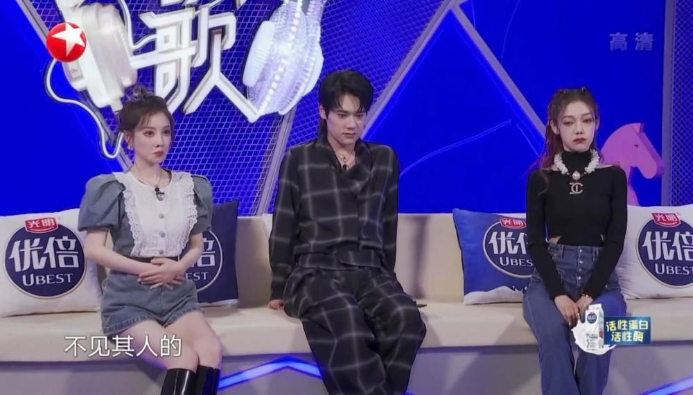  冯提莫|冯提莫参加综艺被赞情商高，综艺表现能力很强，唱功也不错