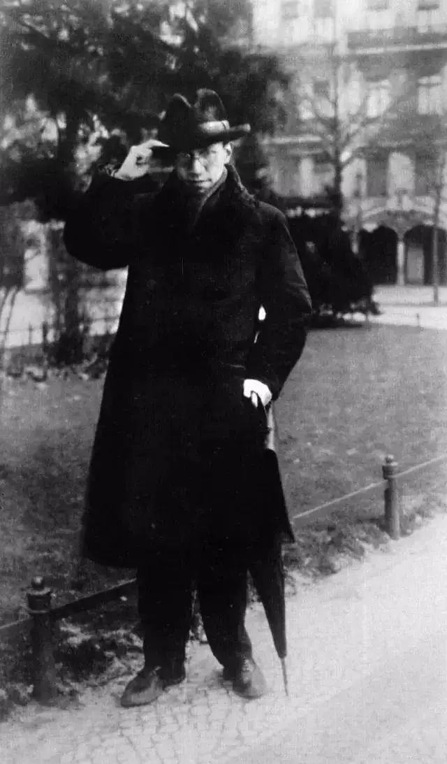 陈寅恪|有几十个文凭的胡适与一个文凭都没有的陈寅恪,为何都能成大师?