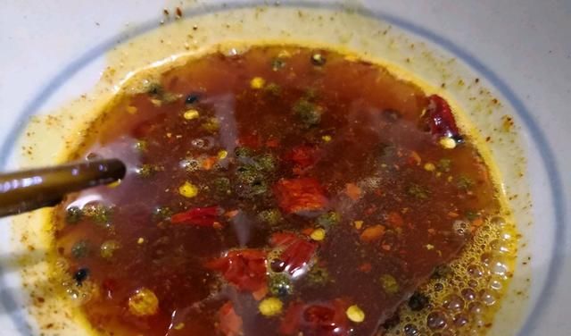  煲汤|入伏了，鸡肉别再煲汤了，煮一煮拌一拌，鲜香美味，全家都爱吃