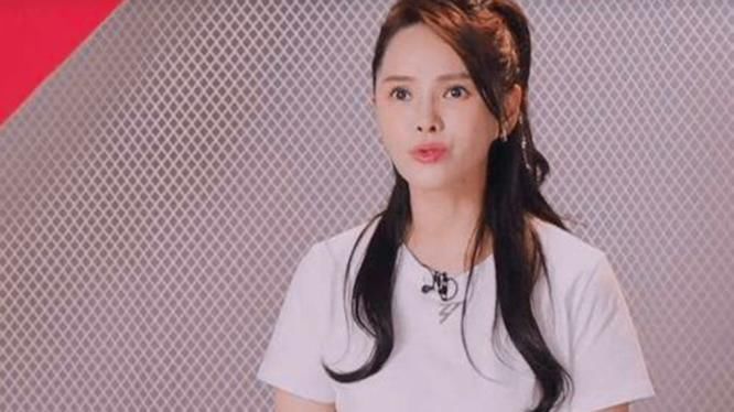  姐姐|《浪姐》最让人不满的，不是掉扇子的金莎，而是全程划水的伊能静