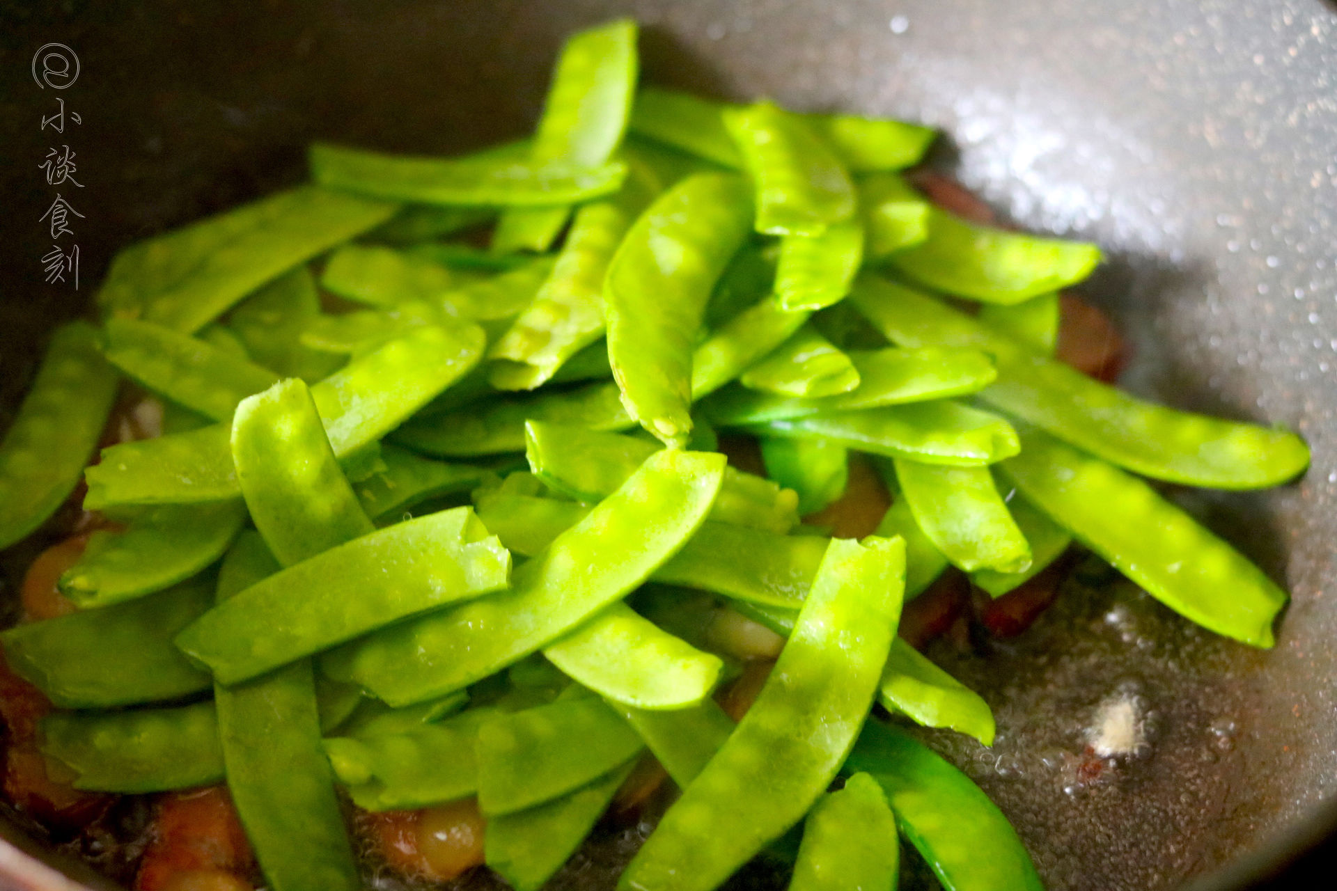 脆嫩|这菜光听名字便知是外来菜,但人们却特爱吃,清香脆嫩比吃肉都香
