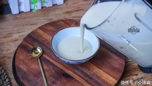  越来越|女人冻龄的秘方，每天来一碗，越吃越美，肌肤越来越嫩！