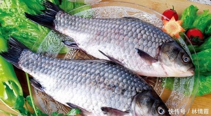 好喝|怎么把鲫鱼汤做的又白又浓,两个细节要注意,汤汁才会又白又好喝