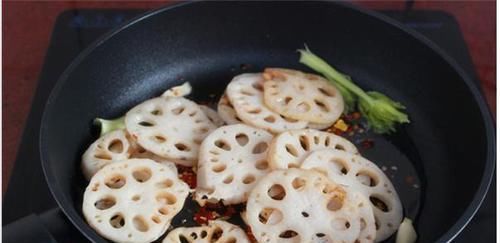 米饭|莲藕要这样吃才下饭,配上米饭大呼过瘾,一不小心就多吃2碗