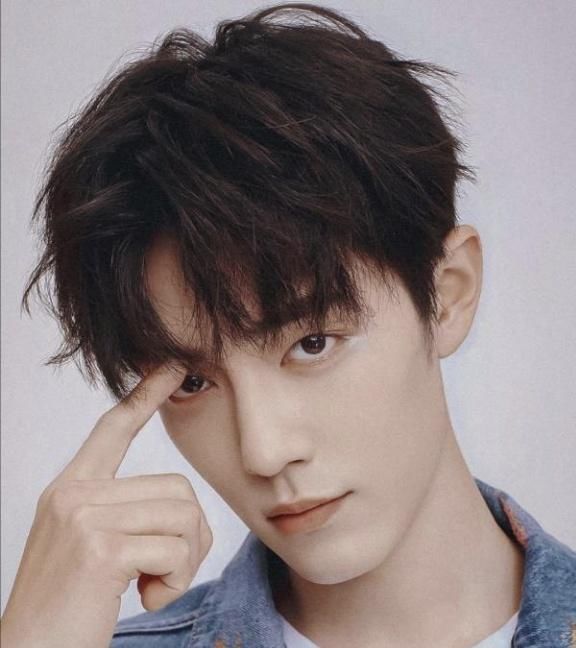  复出|蹭热度？《青春环游记》收官出现肖战镜头，全面复出指日可待