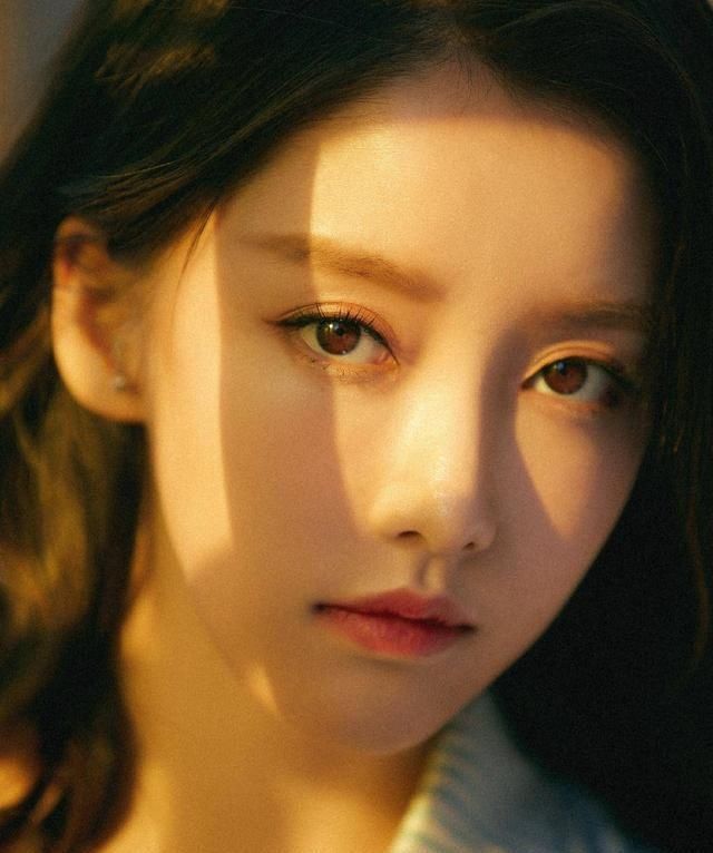  总决赛|创造营总决赛，因伤退赛姜贞羽却成为了全场焦点，令人心疼