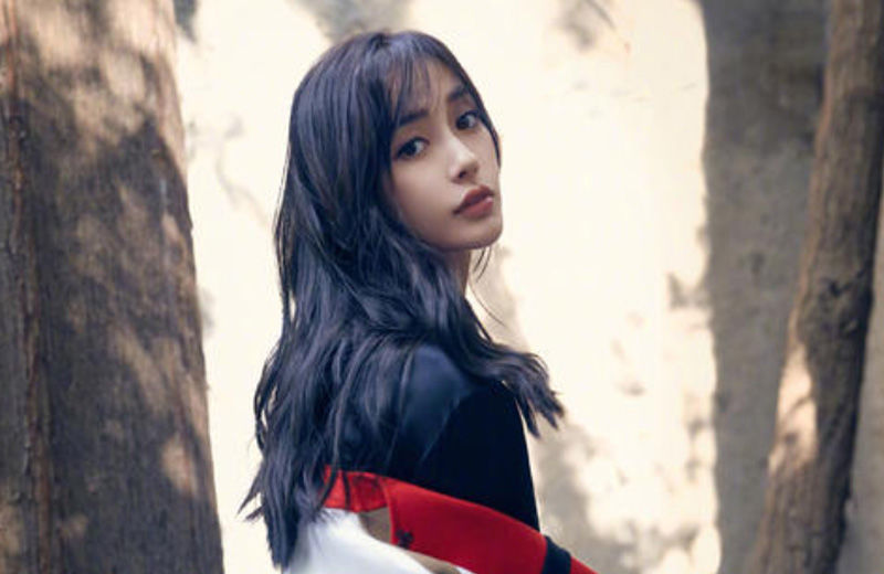  差距|Baby受伤依旧坚持录制节目，烈日下她的表现和吴宣仪就是差距