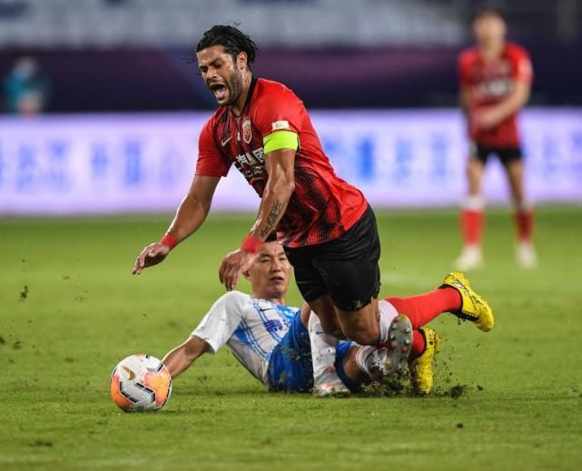  锋线|胡尔克离队已成定局 洛佩斯成上港锋线杀器