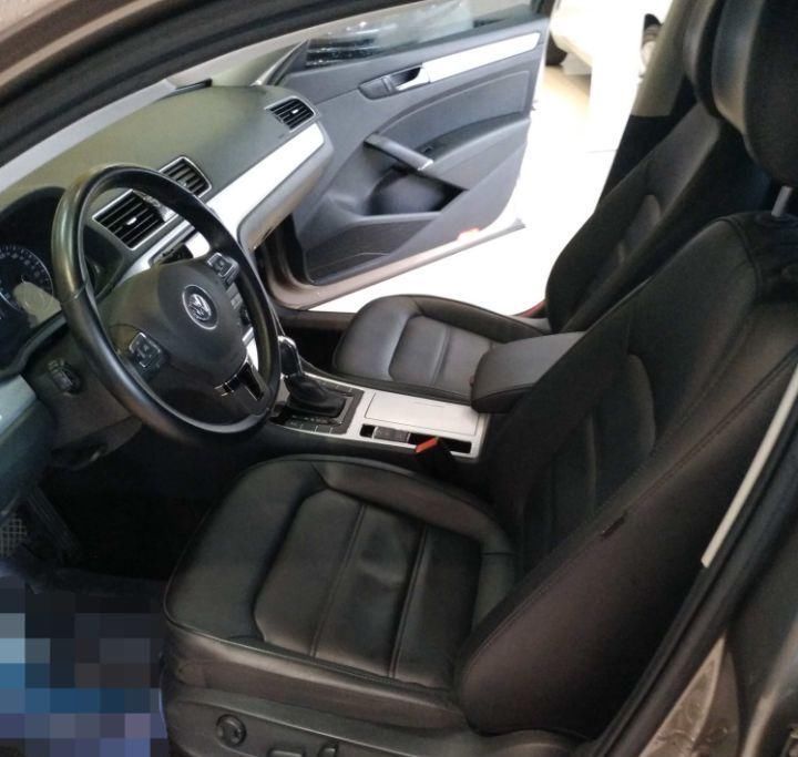 买辆|大众帕萨特新车低至13万,花11万买辆开了五年的二手帕萨特图啥