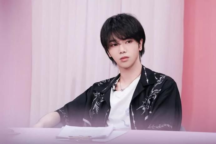  声音|谢霆锋后《好声音》再官宣，冠军导师二次登台，最后一位成谜团