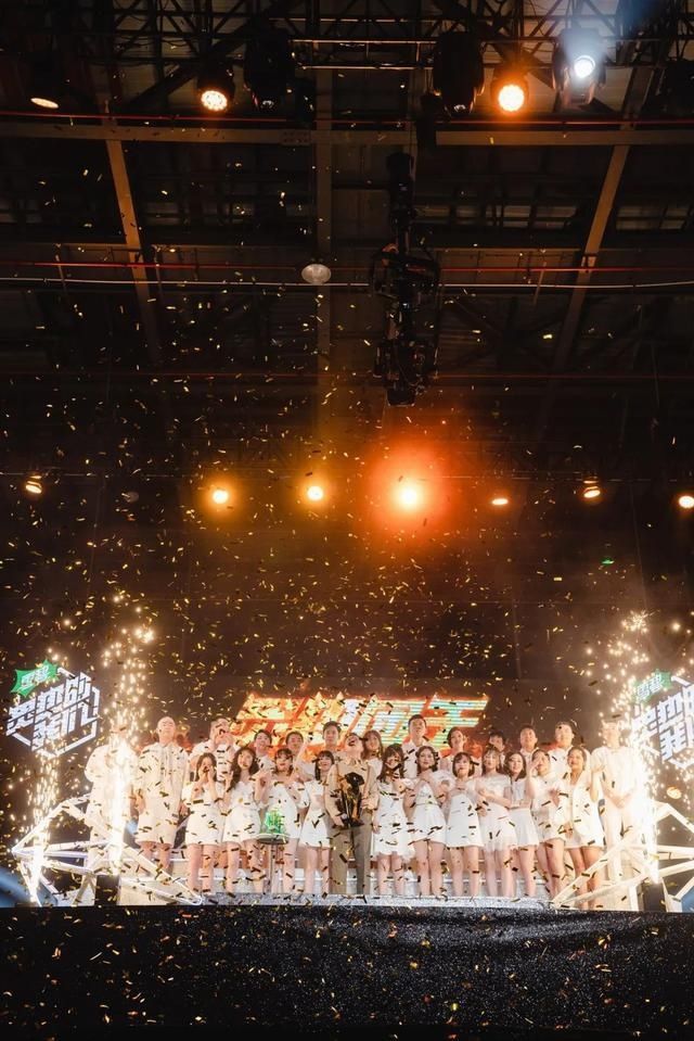  毛不易|南都饭团｜小团子探班《炙热的我们》，感受高燃综艺现场