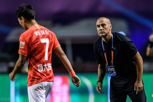  费南多的复|韦世豪因何蜕变？在恒大他遇到真大哥！内心恶魔一面终于消散