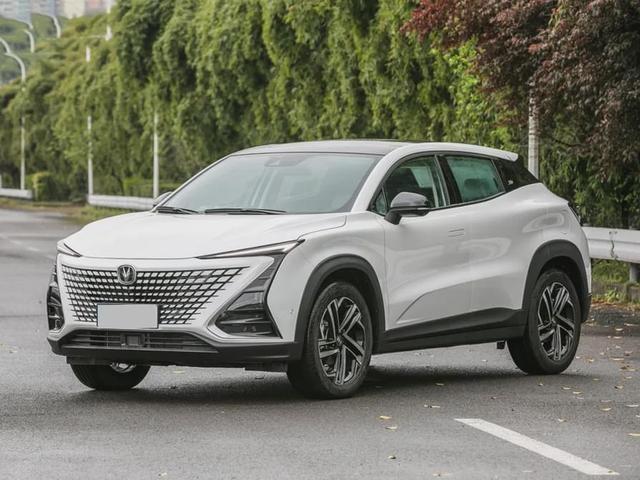 SUV|要买就买顶配!4款配置功能令豪车汗颜的国产SUV