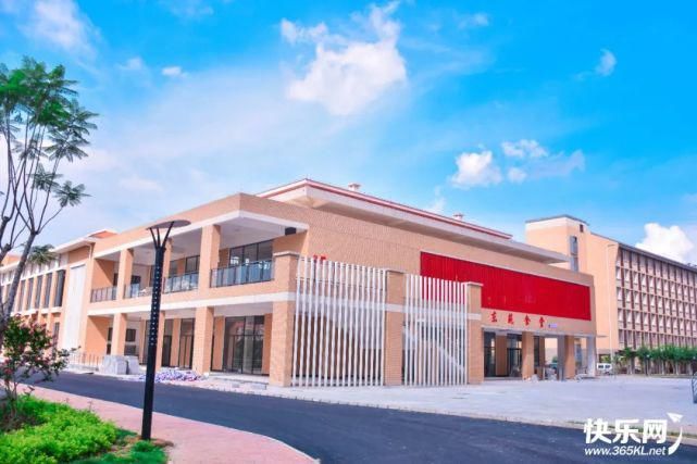  揭牌|你好，新校区！百年贵高新校区正式揭牌！