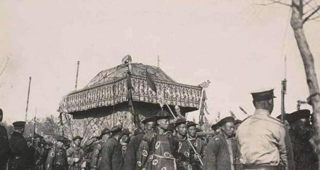 发生|慈禧下葬那天,发生三件怪事,其中一件至今无法解释