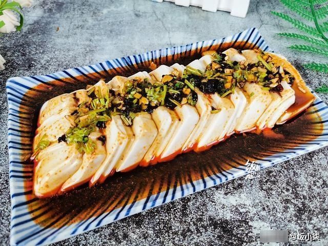 豆腐|做凉拌豆腐,有人先焯水,有人直接拌其实都不对,教你正确做法