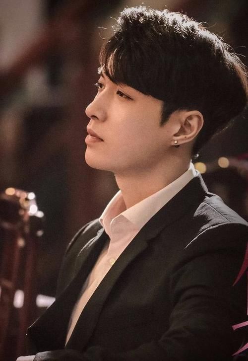 黄磊|黄磊吐槽张艺兴?了解这些内幕后就知道是不是“塑料”师徒情了