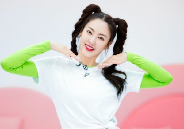  公布|《乘风破浪的姐姐》第三次公演分组公布，四个五人组，你期待谁？