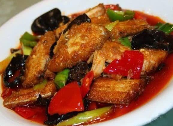  泡椒|精选美食干煸鱿鱼须、莴笋焖鸡、泡椒带鱼、红烧香菇排骨