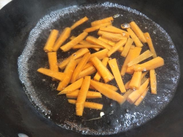 真香|冬瓜这样做太好吃了,加入2样配菜,?冬瓜清淡透明有营养,真香