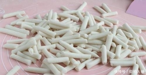 江米|又香又脆的小零食,吃一口就能吃出儿时回忆,江米条制作教程