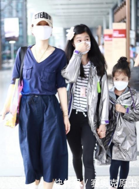  文君竹|马伊琍母女现身机场，大女儿爱马和妈妈一样高，眉眼太像文章