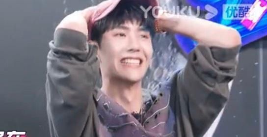 舞者|街舞3战队抢人花样多,王一博的表情到底是痛失还是喜得?