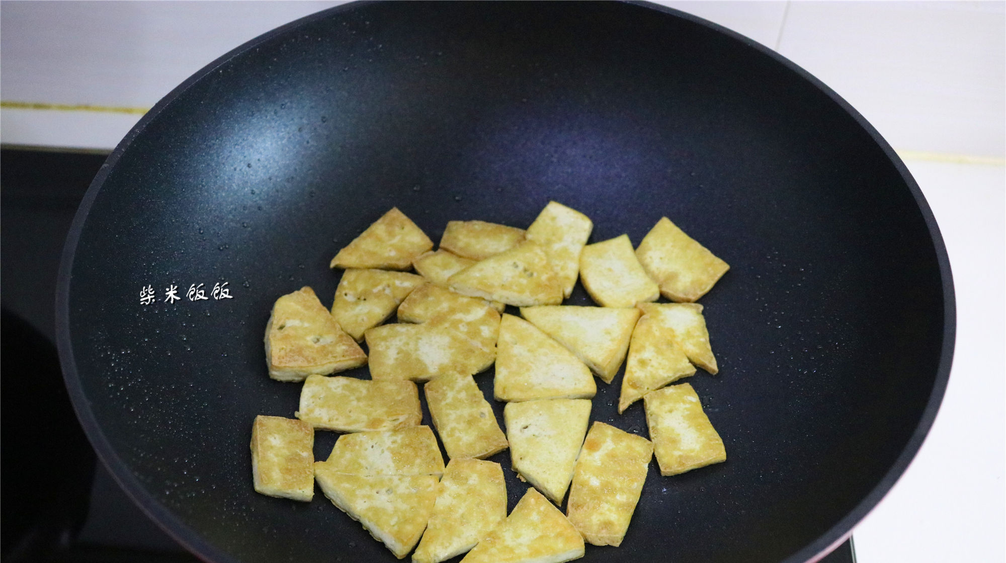  马上|这蔬菜马上下市了，趁能买到赶快吃，和豆腐一起烧，真香