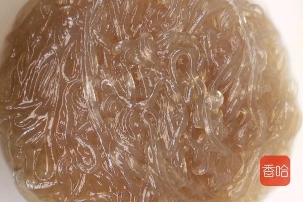  在家|夏天就爱吃它！教你在家做正宗酸辣粉，地道又过瘾