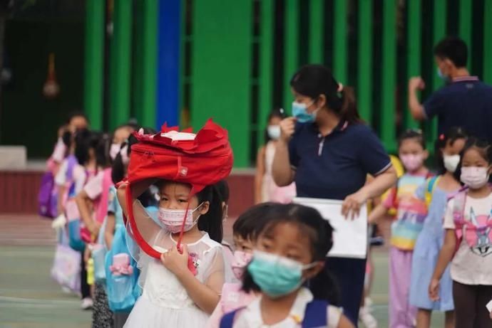  医学|开学第一课！先来听听顶级医学大咖现身说法的抗疫故事