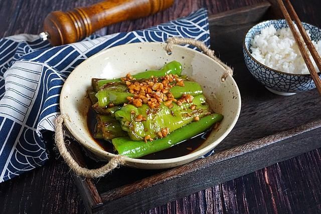  虎皮|虎皮尖椒的正确做法，不用油炸，好吃不油腻，鲜香爽口开胃下饭！