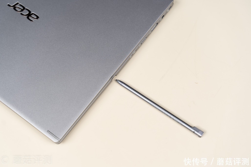 翻转|极致轻薄，自由翻转，细节出众、宏碁蜂鸟Spin 5百变2K轻薄本 评测