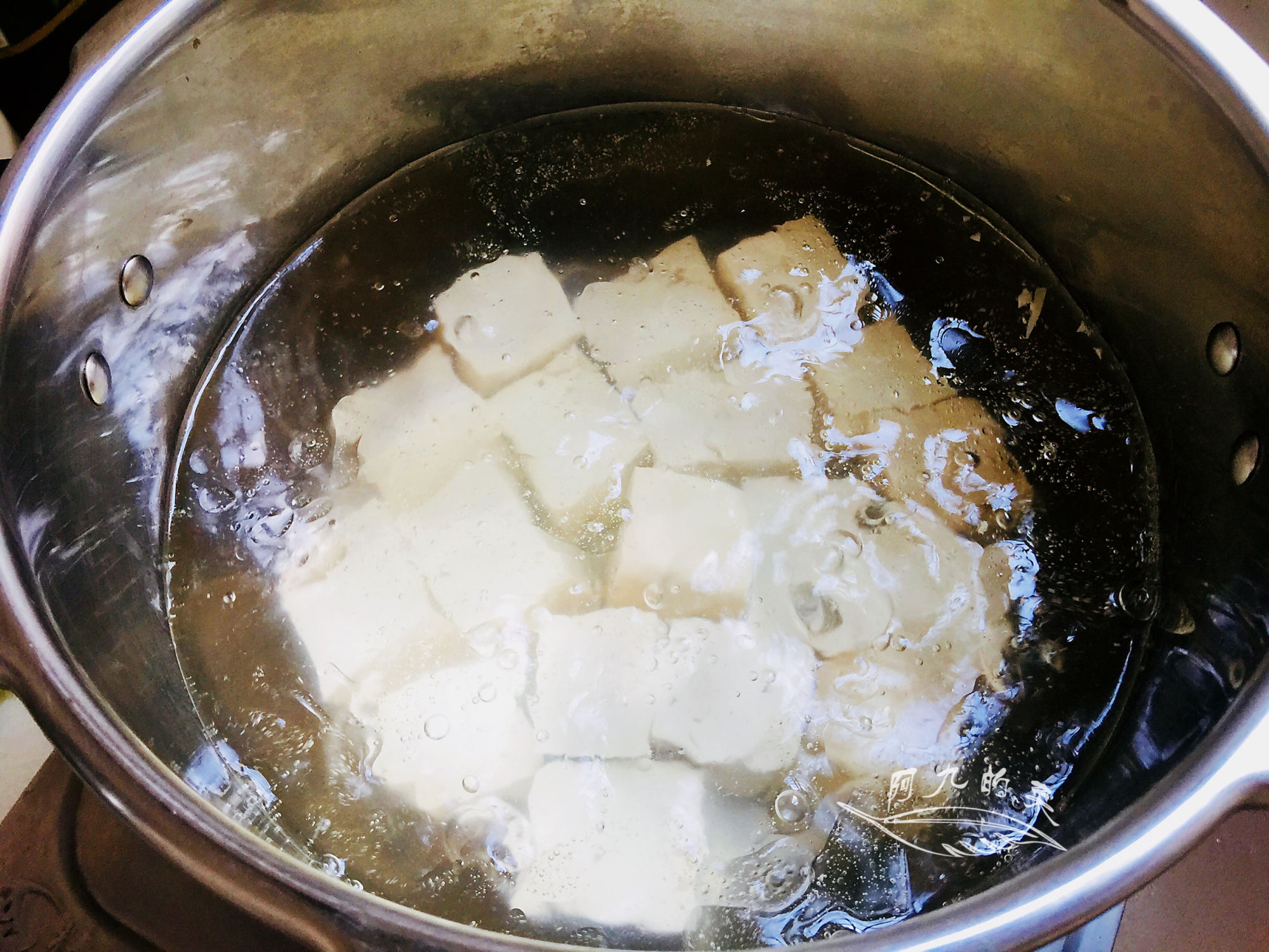  胜过|明日大暑，宁可不吃肉也要喝这个汤，7块钱煮一锅，胜过喝骨头汤