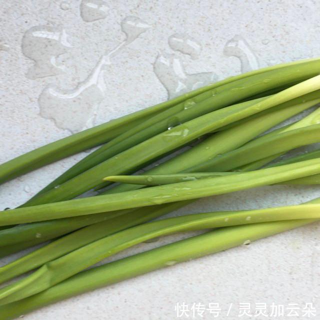 鲜贝|鲜贝炖土鸡腿,营养滋补,鲜美可口