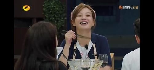  赵薇|没了赵薇的《中餐厅》风波不断，为何赵薇成了中餐厅的高光时刻？