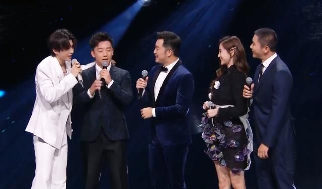  撑场|浙江卫视919晚会：跑男好声音撑场，气运联盟迎首秀李宇春压轴