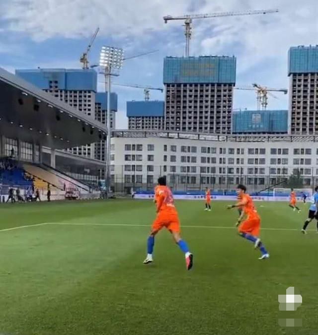  李铁|战苏宁鲁能需4人回首发，李霄鹏已将马加特和李铁的战术合二为一