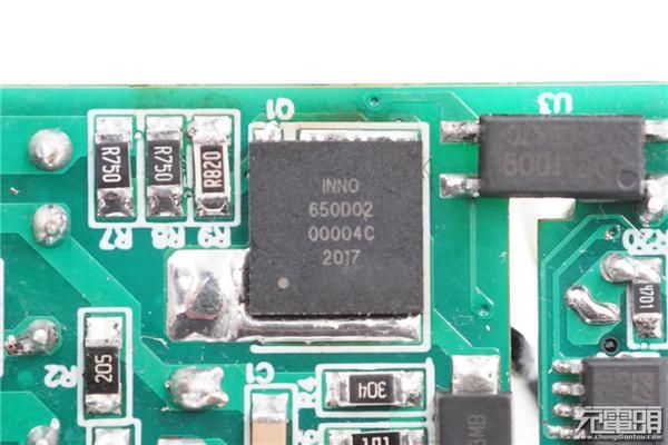 国产|打破外企垄断核心器件：首款国产氮化镓快充主控芯片问世