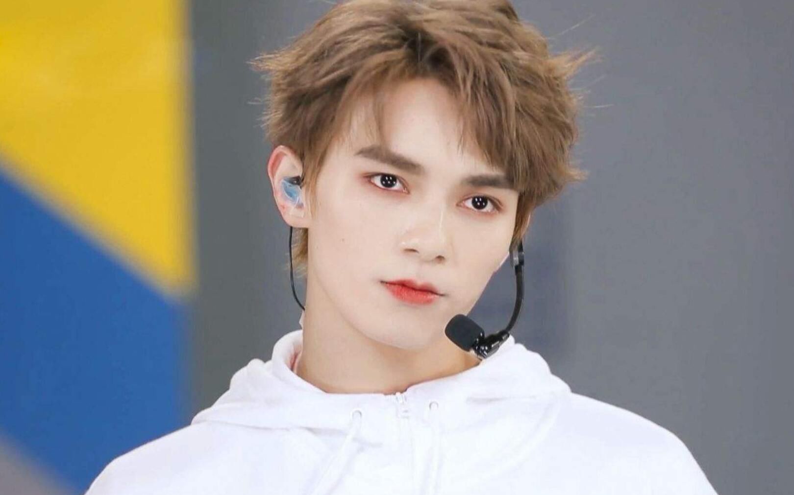  情令|?芒果台又一综艺火了，不仅有吴磊宋威龙，还有《陈情令》里的他