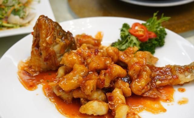 正统|龙洞这家二十多年老牌粤菜馆,吃到正统的地道粤菜出品是如此美味