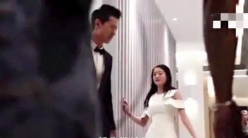  汤引|赵丽颖王一博同喝一碗汤引争议, 网友态度与张雪迎胡辣汤事件相反