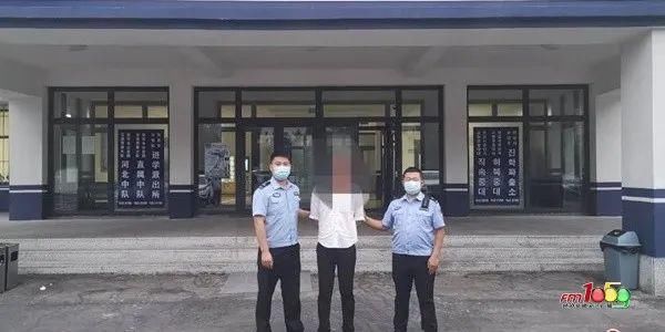 户外|户外粘贴小广告，已有8人被拘留！别不当回事儿！