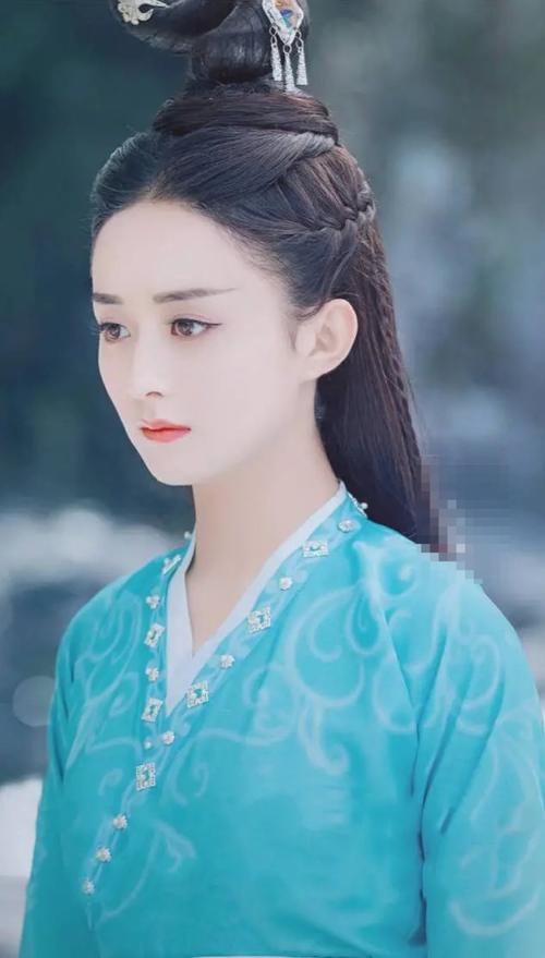 女神赵丽颖|32岁的赵丽颖被喊阿姨,她这反应也太真实了,不过依旧是很可爱