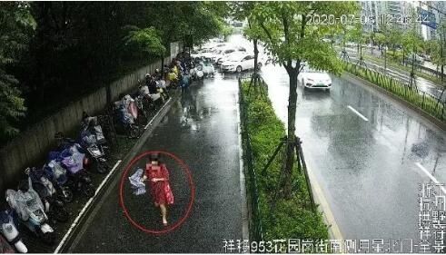  孩子|全职妈妈一时贪念起，瞒着孩子干这事……