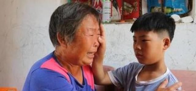 女儿|儿子再啃老也比生女儿强！老一辈发言被喷，给出的解释太现实