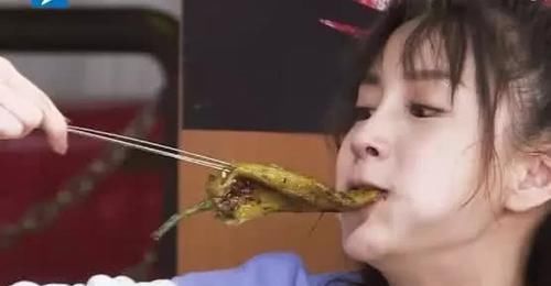  节目|Baby被要求在节目上吃辣椒，她的反应打脸很多人，又火了！